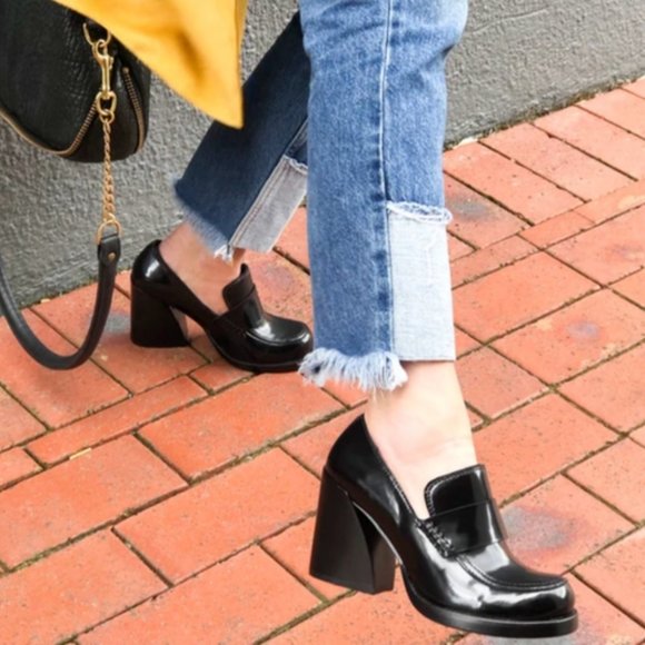 Jeffrey Campbell Alexey Ivory Loafer Pumps - Picture 8 of 9